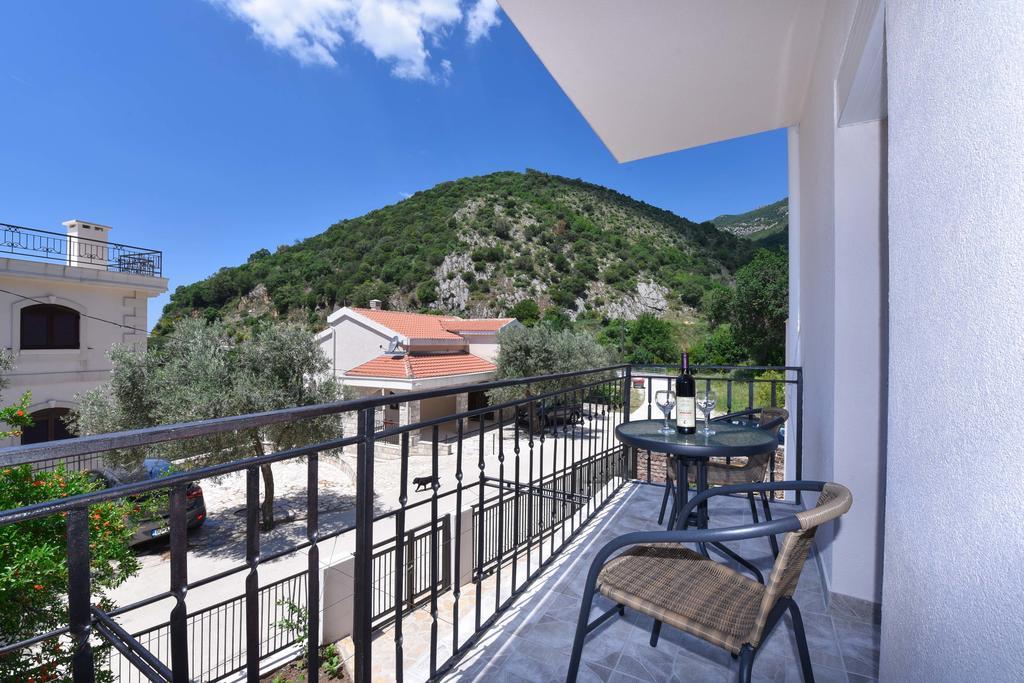 Vila Lucice Apartment Petrovac Exterior photo